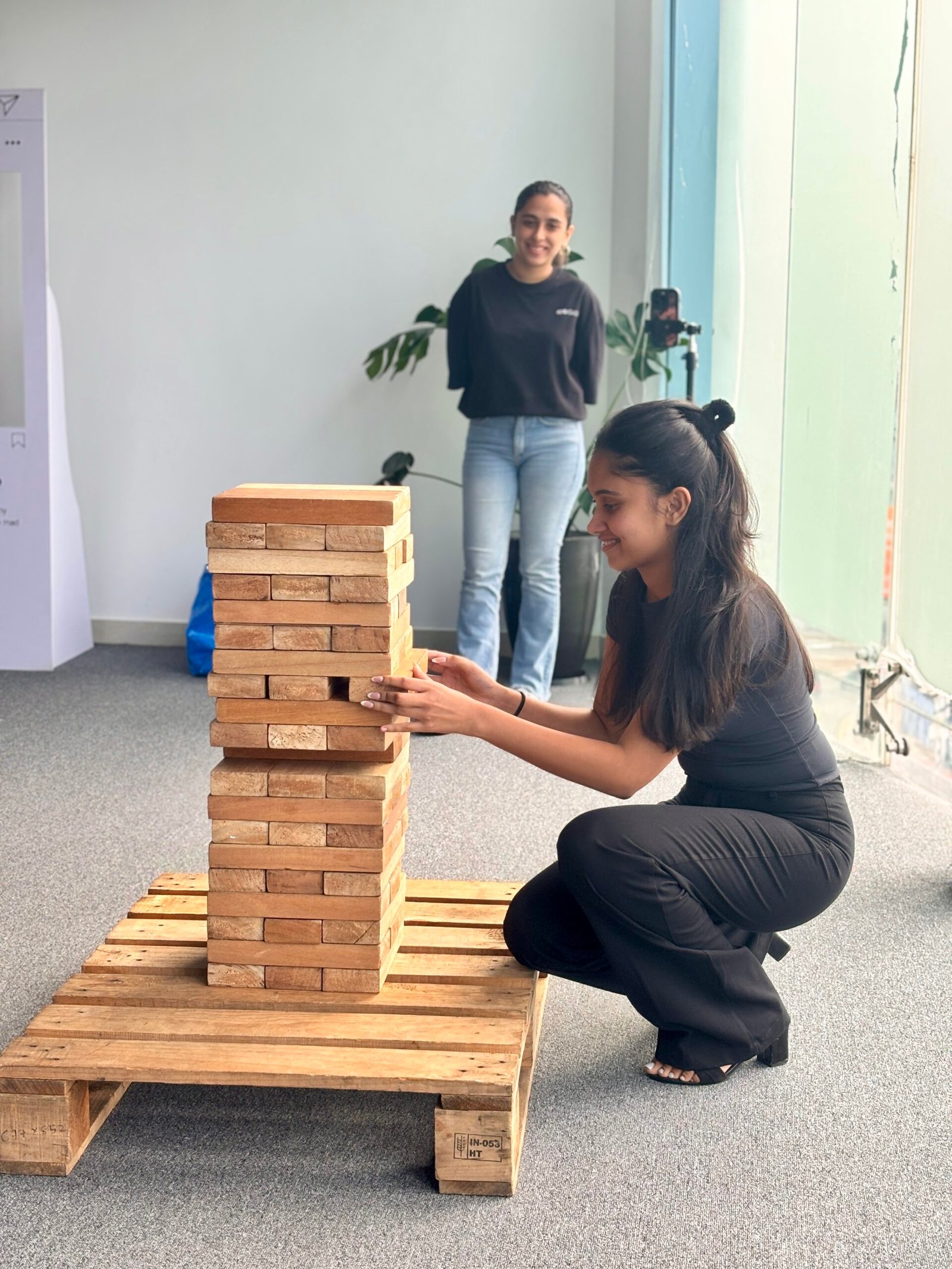 Birthday celebration of our HR Operations Manager at IOG Global – strengthening our Sri Lanka-based BPO team culture and HR outsourcing operations for Australian clients</p>
<p>