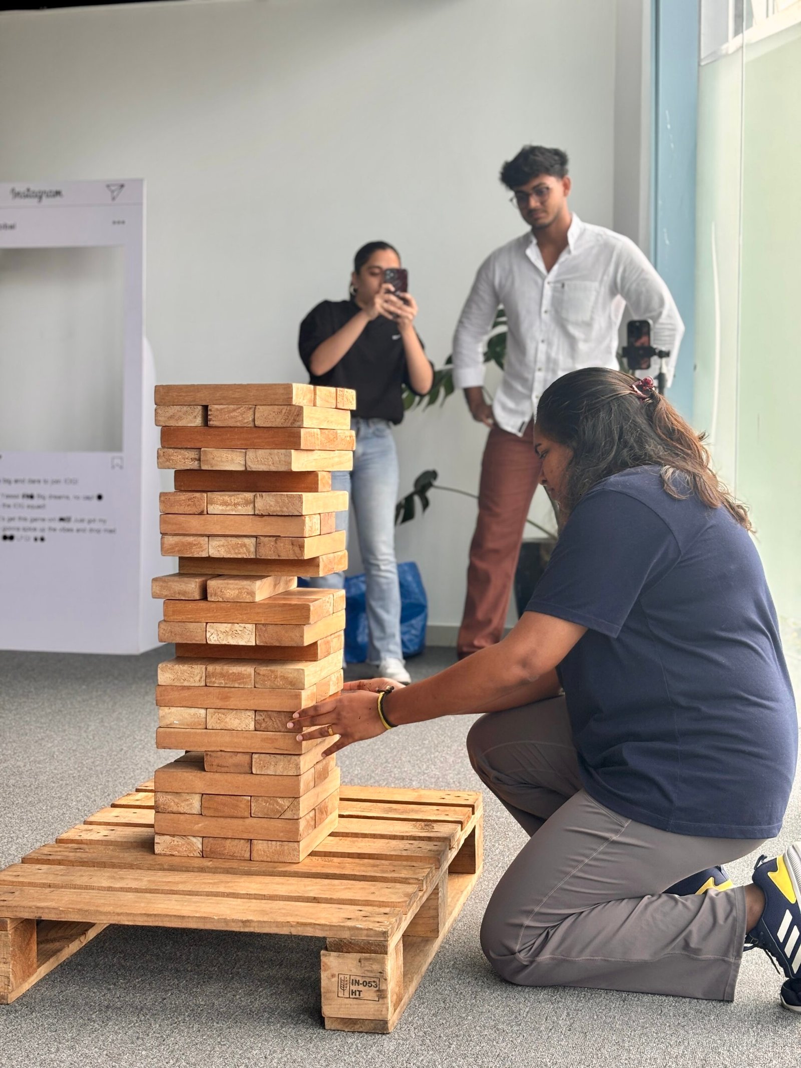 Birthday celebration of our HR Operations Manager at IOG Global – strengthening our Sri Lanka-based BPO team culture and HR outsourcing operations for Australian clients</p>
<p>